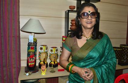 Saradha: Filmmaker Aparna Sen quizzed by ED Saradha: Filmmaker Aparna Sen quizzed by ED