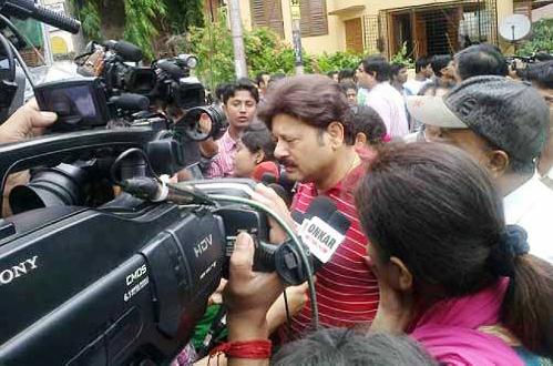 Calcutta HC orders FIR, CID probe against Tapas Pal for rape & murder remarks