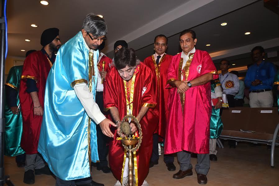 JIS College of Engineering holds its first Convocation JIS College of Engineering holds its first Convocation