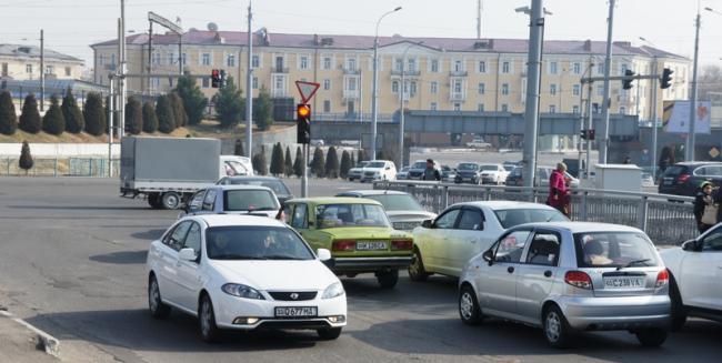 Uzbekistan woos foreign investors pitching new business climate Uzbekistan woos foreign investors pitching new business climate
