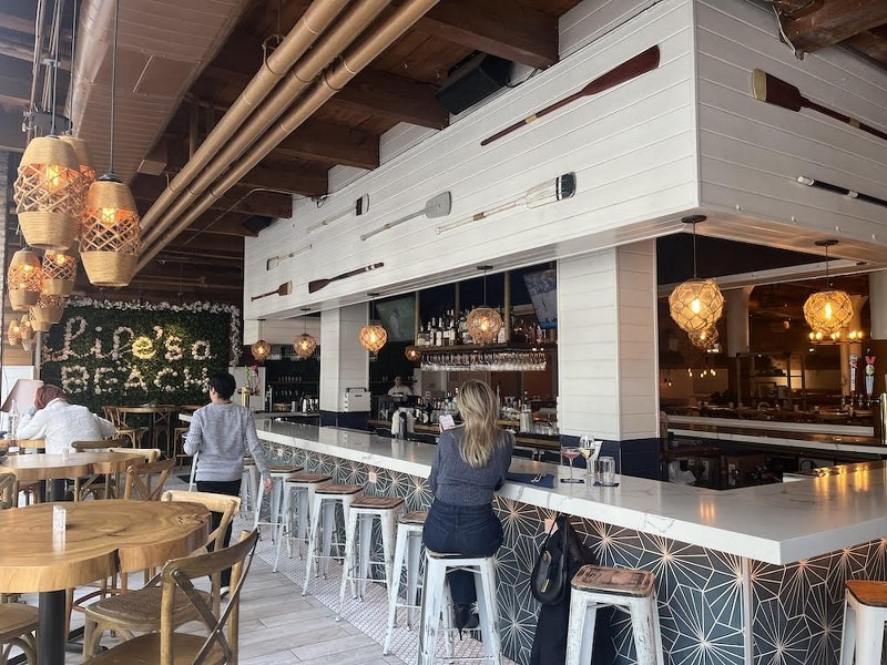 Ros All Day and Coastal Vibes: Dining at Chicago's The Hampton Social River North Ros All Day and Coastal Vibes: Dining at Chicago's The Hampton Social River North