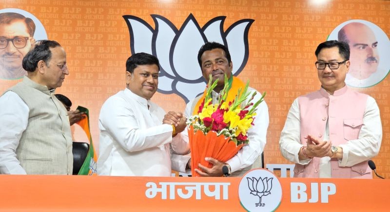 Tennis icon Leander Paes joins BJP ahead of Bengal polls