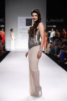 Sonaakshi Raaj showcases collection at LFW