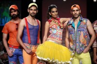 Designer Rizwan Beyg showcases collection at LFW