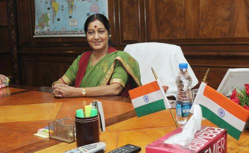 Swaraj discusses key issues with Bangladesh Foreign Minister Swaraj discusses key issues with Bangladesh Foreign Minister