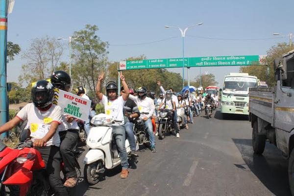 Over 150 riders participated in CapitalVias two-wheeler Helmet Awareness Rally Over 150 riders participated in CapitalVias two-wheeler Helmet Awareness Rally