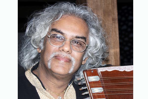 Santoor maestro Tarun Bhattacharya brings 500 Strings of Santoor to Kolkata Santoor maestro Tarun Bhattacharya brings 500 Strings of Santoor to Kolkata