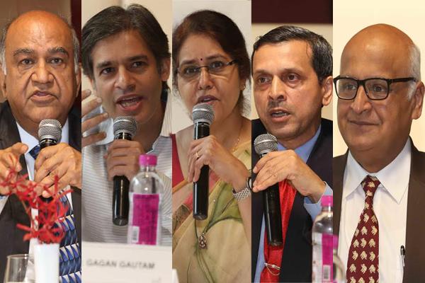 Eminent Fortis, Max, Medanta, Sir Ganga Ram Hospital Surgeons launch da Vinci Surgical Robot on wheels Eminent Fortis, Max, Medanta, Sir Ganga Ram Hospital Surgeons launch da Vinci Surgical Robot on wheels