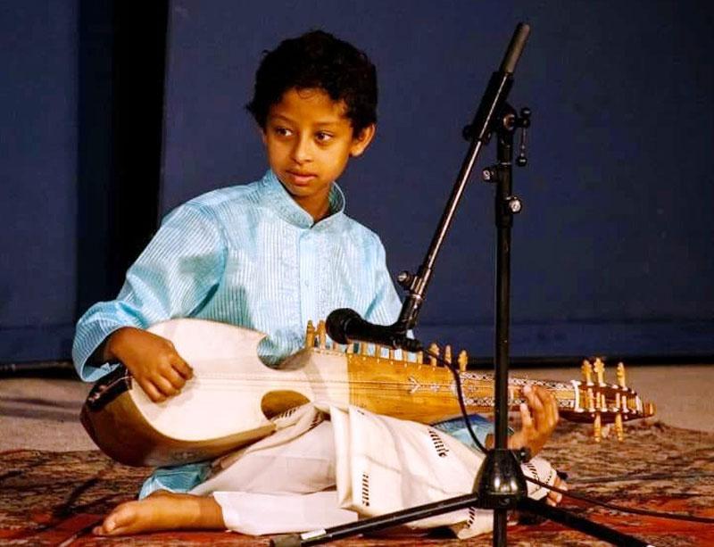 Jyotishman Nath captures audience heart with his Rubab skills Jyotishman Nath captures audience heart with his Rubab skills