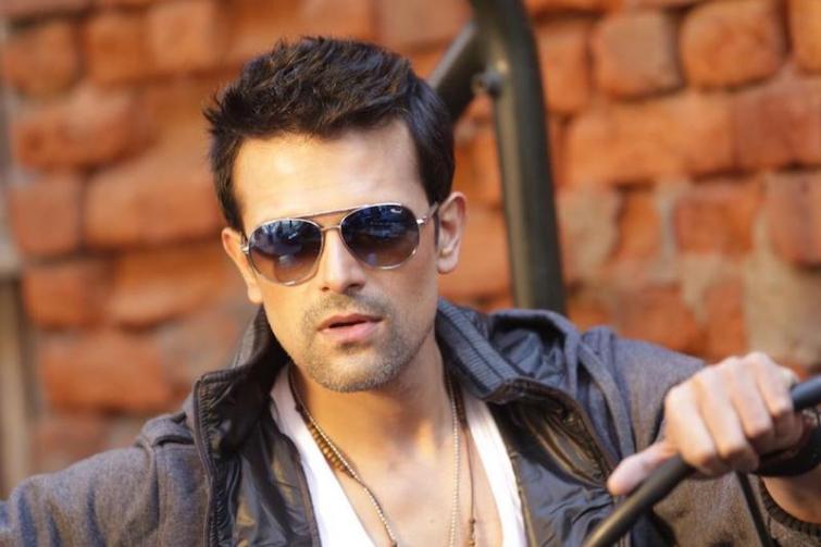 Abhishek Singh is the new hunk on the block in Tollywood Abhishek Singh is the new hunk on the block in Tollywood
