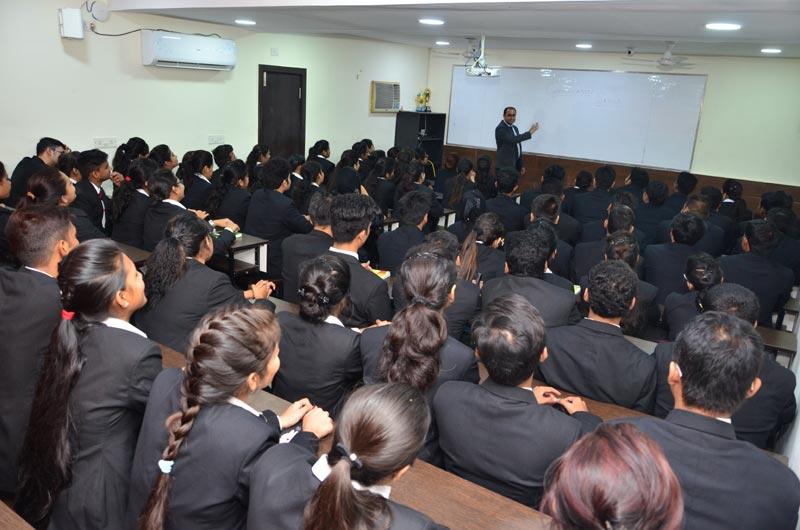 Student placement graph of BIBS Kolkata on the rise, industry facing modules make them market ready Student placement graph of BIBS Kolkata on the rise, industry facing modules make them market ready