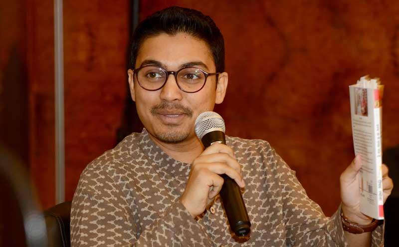 Every person's life story gives a lesson: Deepak Ramola Every person's life story gives a lesson: Deepak Ramola