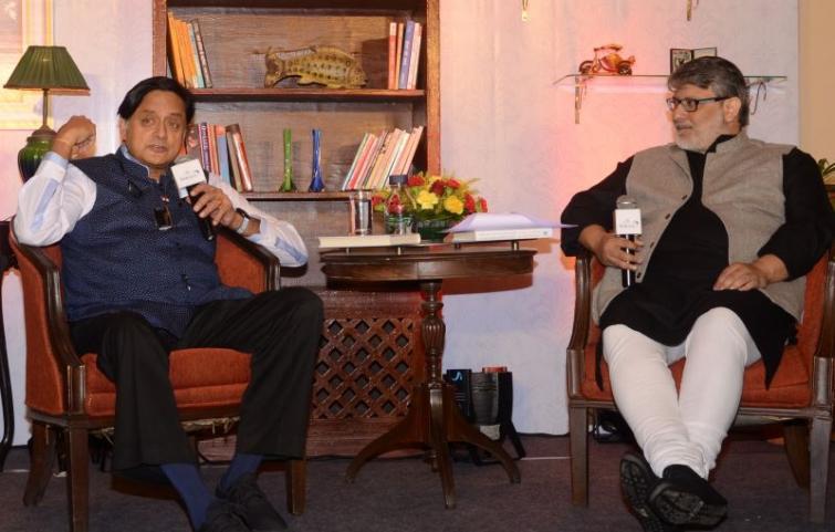 Social media has degraded the political discourse: Shashi Tharoor Social media has degraded the political discourse: Shashi Tharoor