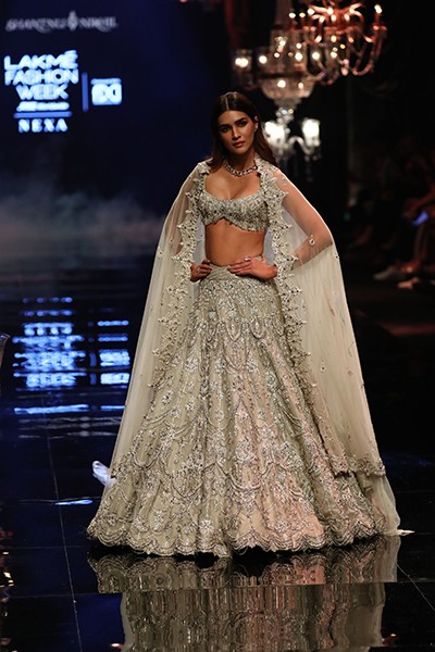 Kriti Sanon walks for designer duo Shantnu-Nikhil at Lakme Fashion Week 2022