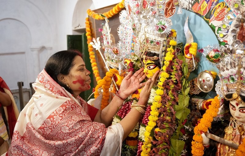 Bengal bids adieu to GoddessDurga