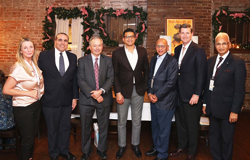 Vattikuti Foundation honours Dr Adeel Khan for pioneering liver transplant from deceased donor using surgical robot Vattikuti Foundation honours Dr Adeel Khan for pioneering liver transplant from deceased donor using surgical robot