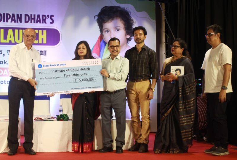 Kolkata: Bengali actor Tota Roychowdhury, Dr Apurba Ghosh launch book on Pediatric Dermatology Kolkata: Bengali actor Tota Roychowdhury, Dr Apurba Ghosh launch book on Pediatric Dermatology