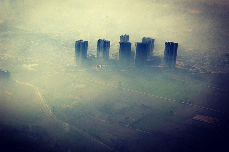 Toxic air and smog choke Delhi as experts at COP29 in Baku warn how dragging feet on fossil fuel reduction can cause catastrophe Toxic air and smog choke Delhi as experts at COP29 in Baku warn how dragging feet on fossil fuel reduction can cause catastrophe