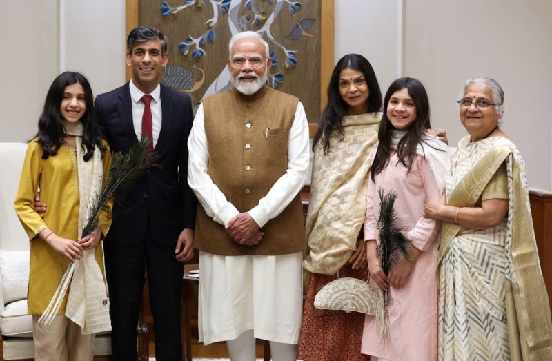 Narendra Modi describes Rishi Sunak as a 'great friend' of India Narendra Modi describes Rishi Sunak as a 'great friend' of India