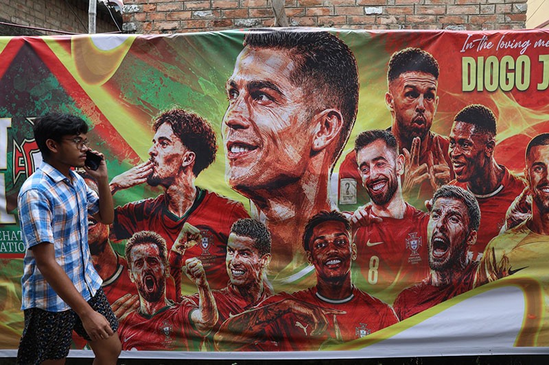 Football Fever Paints Kolkata Walls Ahead of World Cup